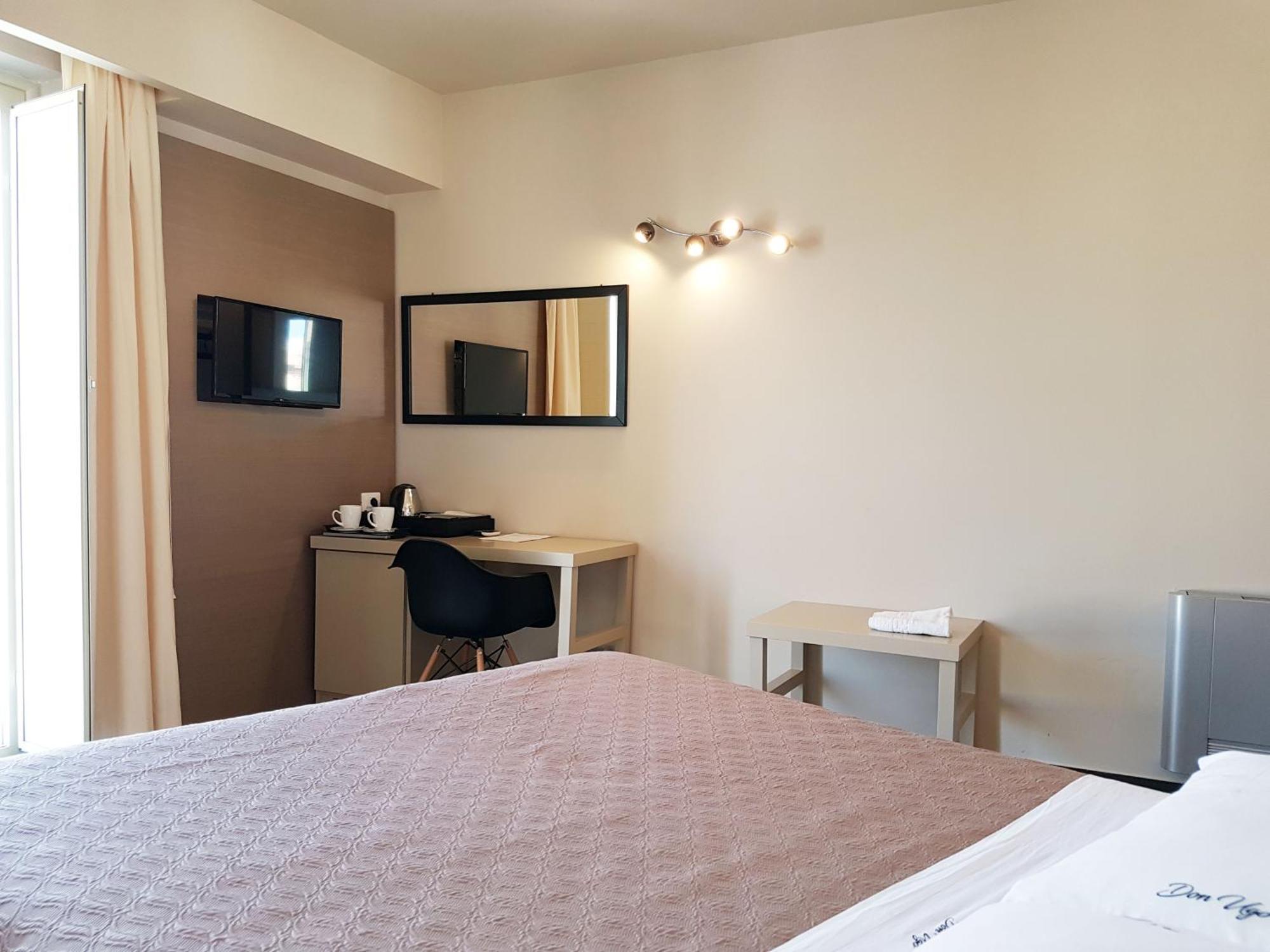 Don Ugo Luxury Rooms Tropea Oda fotoğraf