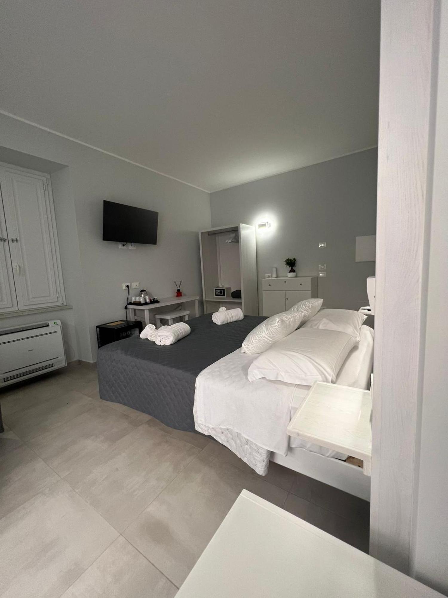 Don Ugo Luxury Rooms Tropea Dış mekan fotoğraf